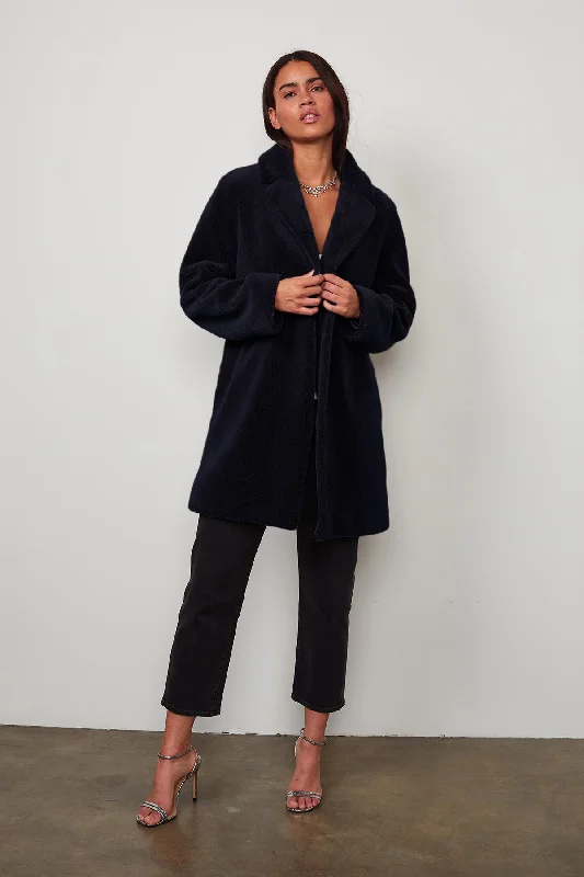 TRISHELLE LUX SHERPA OVERSIZED COAT Stretchy Active Jacket