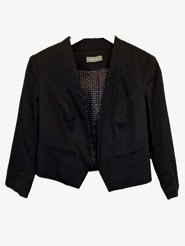 Jacqui. E Stylish Tailored Cropped Blazer Size 8 Women's Solid Blazer